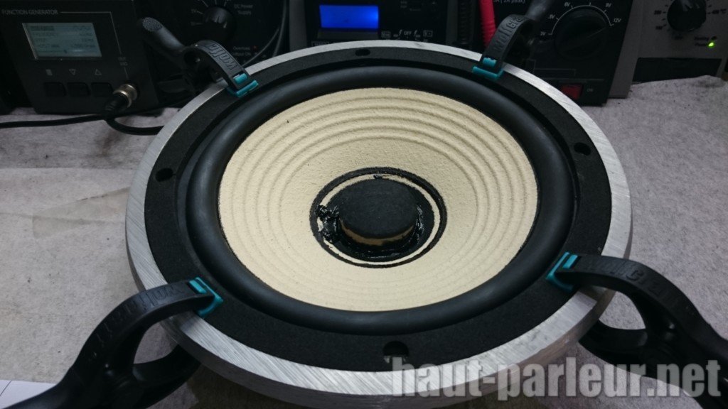Réparation de haut-parleurs JBL
