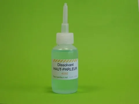 Dissolvant spécial pour suspension de membrane haut-parleur 4092.