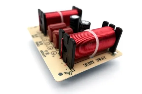 Filtre haut-parleur 3 voies 900 Hz et 4200 Hz 4 à 8 Ohms 75 à150 watts 