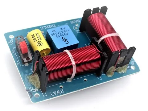 Filtre haut-parleur passif 2 voies 6 à 8 ohms 2600Hz