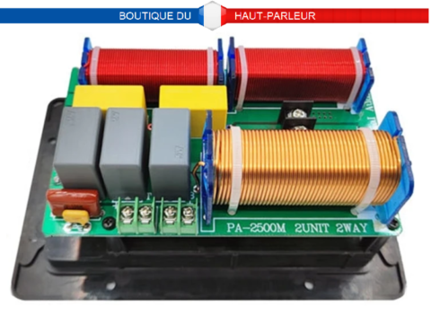 Filtre professionnel 2 voies 800 watts 4 à 8 ohms fréquence de croisement 2500 Hz Connexion par double connecteur Neutrik NL4MP