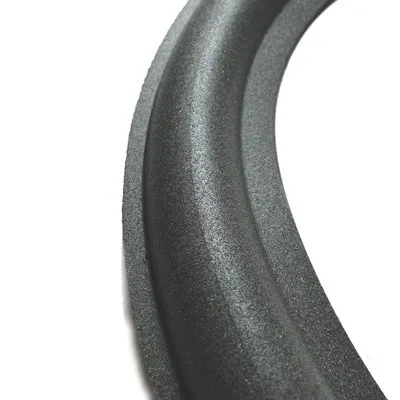 Suspension permettant la réparation d’un haut-parleur dont la membrane mesure 21,4 cm de diamètre