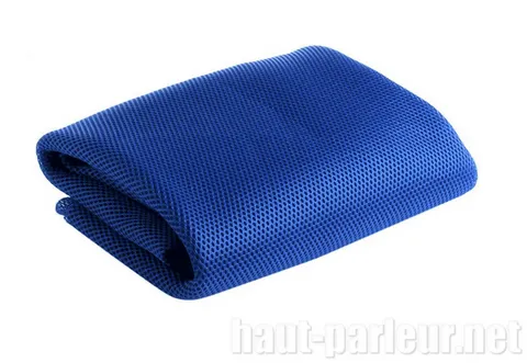 Tissu acoustique bleu haut de gamme pour rénover parfaitement toutes les enceintes HiFi