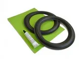 Kit de réparation pour membrane haut-parleur de 18.5 cm de diamètre. Ce Kit comprend 2 suspensions haute qualité et un tube de colle époxy haute résistance.